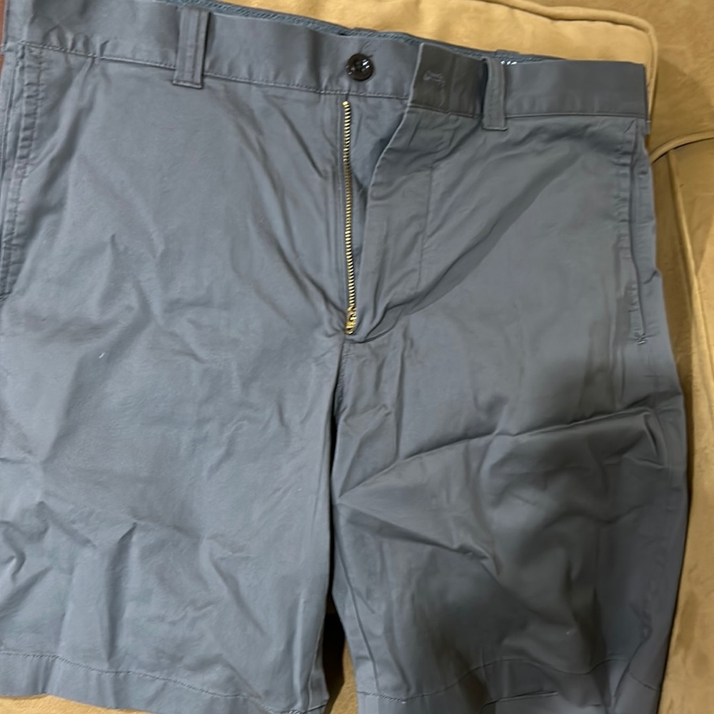 J Crew men’s flat front shorts